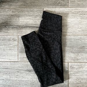 Lululemon in movement leggings